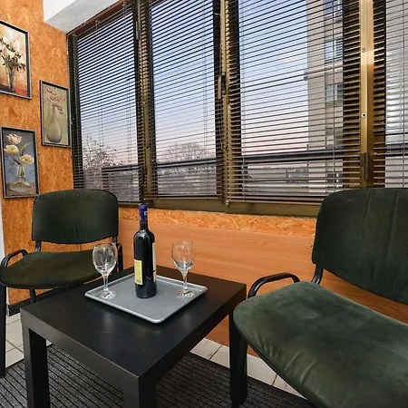 Apartment Ultracentral Family & Friends 3 Bucharest