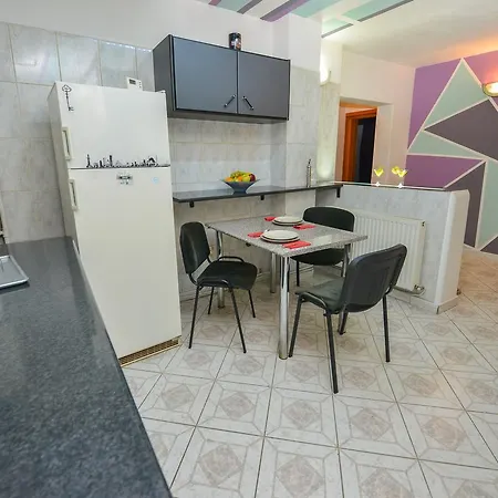 Apartment Ultracentral Family & Friends 3 *